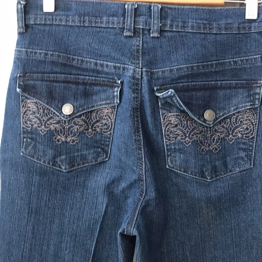 Gloria Vanderbilt jeans, blue, Amanda pocket flaps, size 8 average - Picture 3 of 6